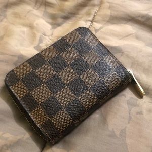 Louis Vuitton Wallet-very lightly used!